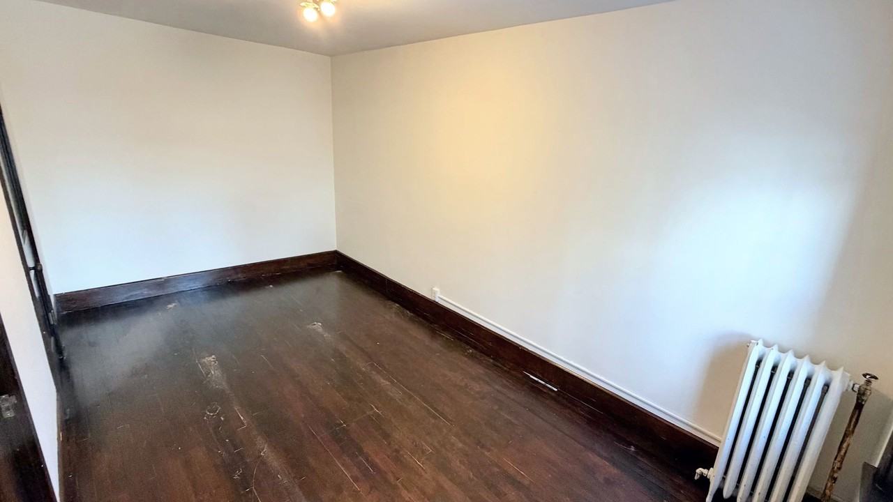 115 Bedford Street SE - Photo 4 of 24