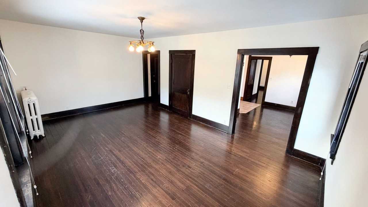 115 Bedford Street SE - Photo 5 of 24