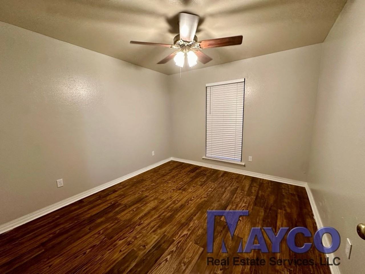 1680 N Forty Loop - Photo 3 of 5