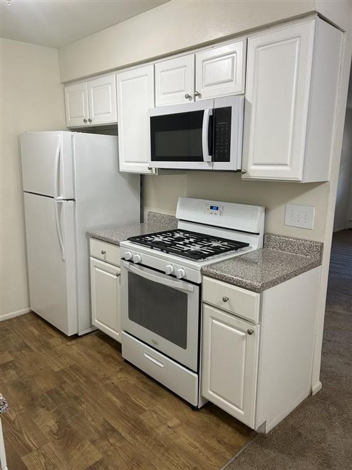 Willow Ridge Apartments - Photo 5 of 50