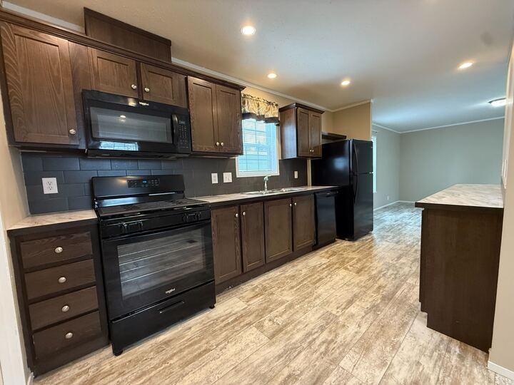 11783 Cascade Cir #80 - Photo 7 of 28