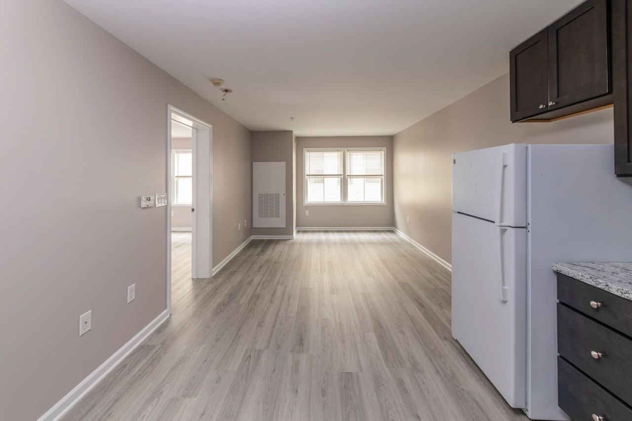 Midtown Apartments - Photo 2 of 5