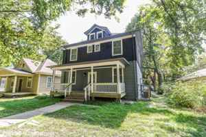 featured image of 821 Osage St