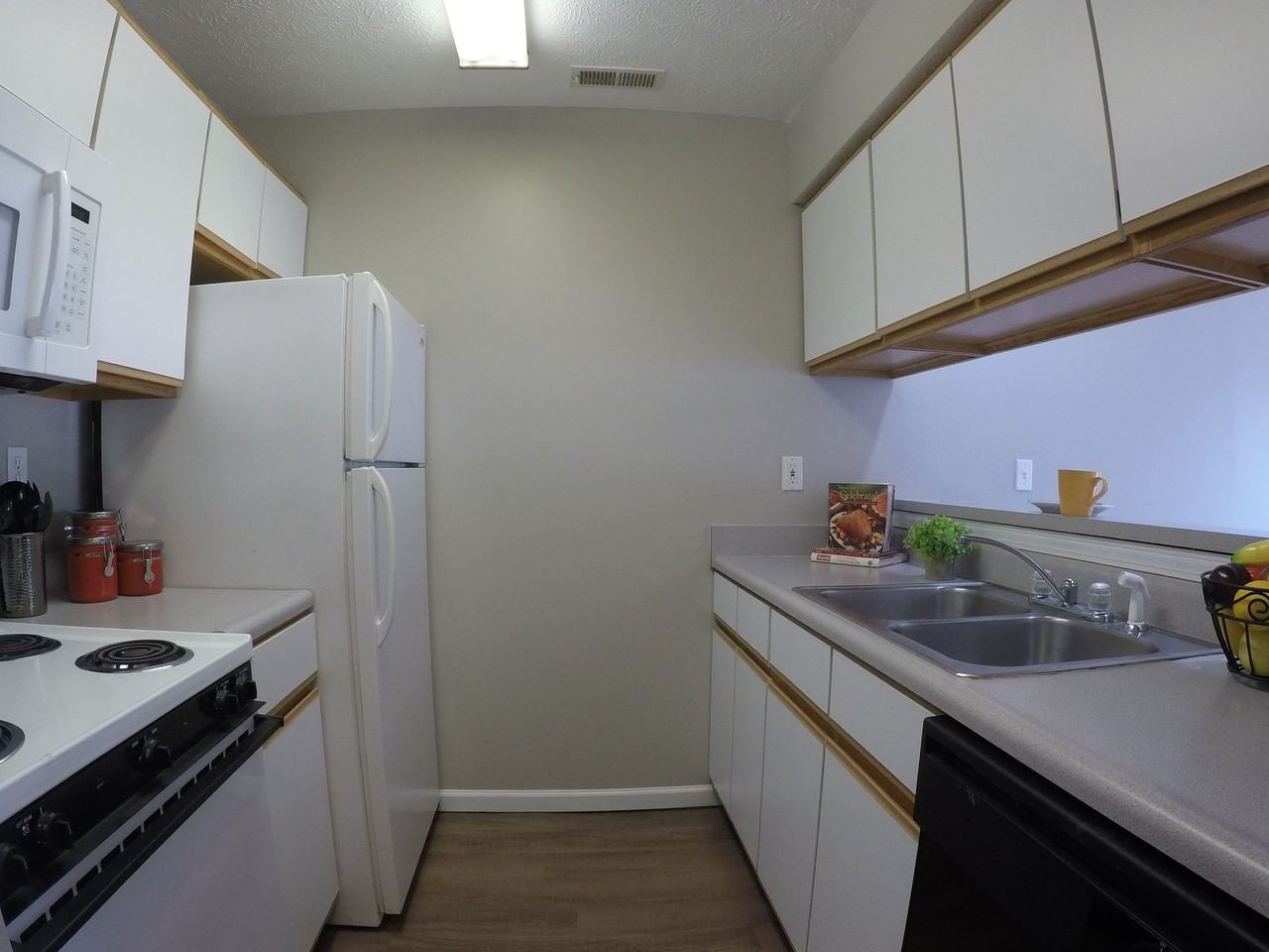 510 Salem St. (Monon Place) - Photo 6 of 49