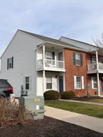 featured image of Horseshoe Loop & Farmhouse Lane