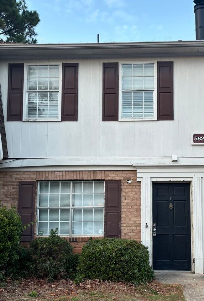 5823 Hunting Ridge Ln #C - Photo 2 of 8