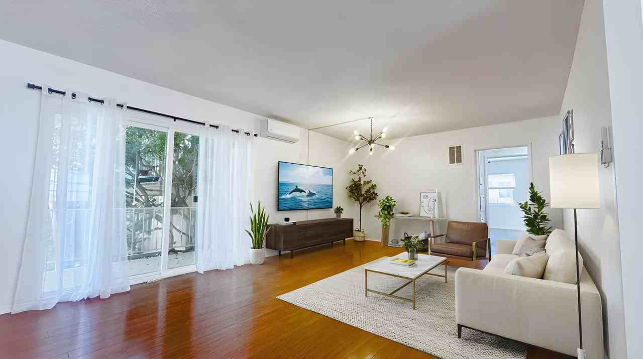 445 E Magnolia Blvd - Photo 2 of 15