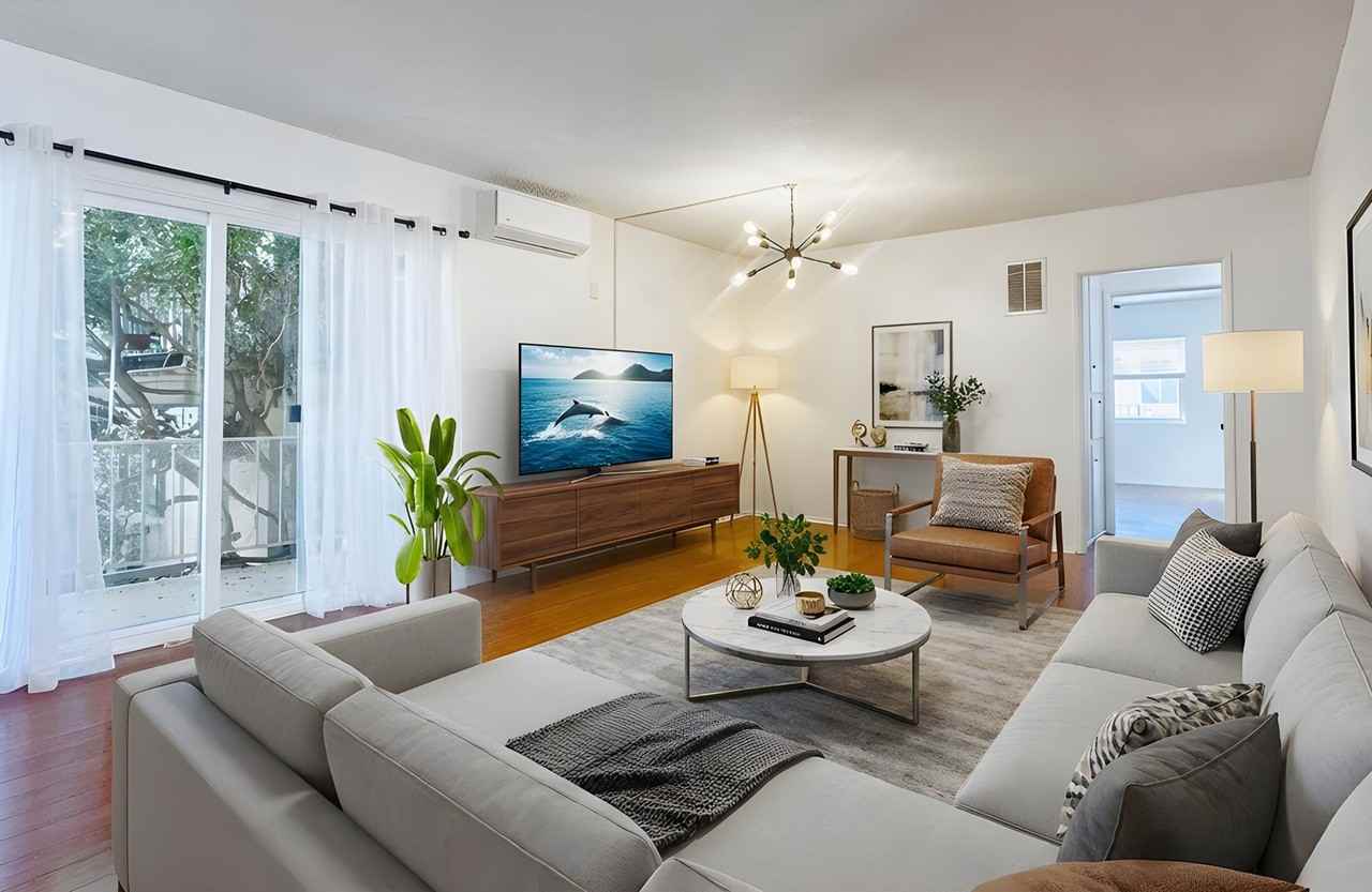 445 E Magnolia Blvd - Photo 3 of 15