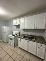 featured image of 2845 2845/2847 W 6th St.