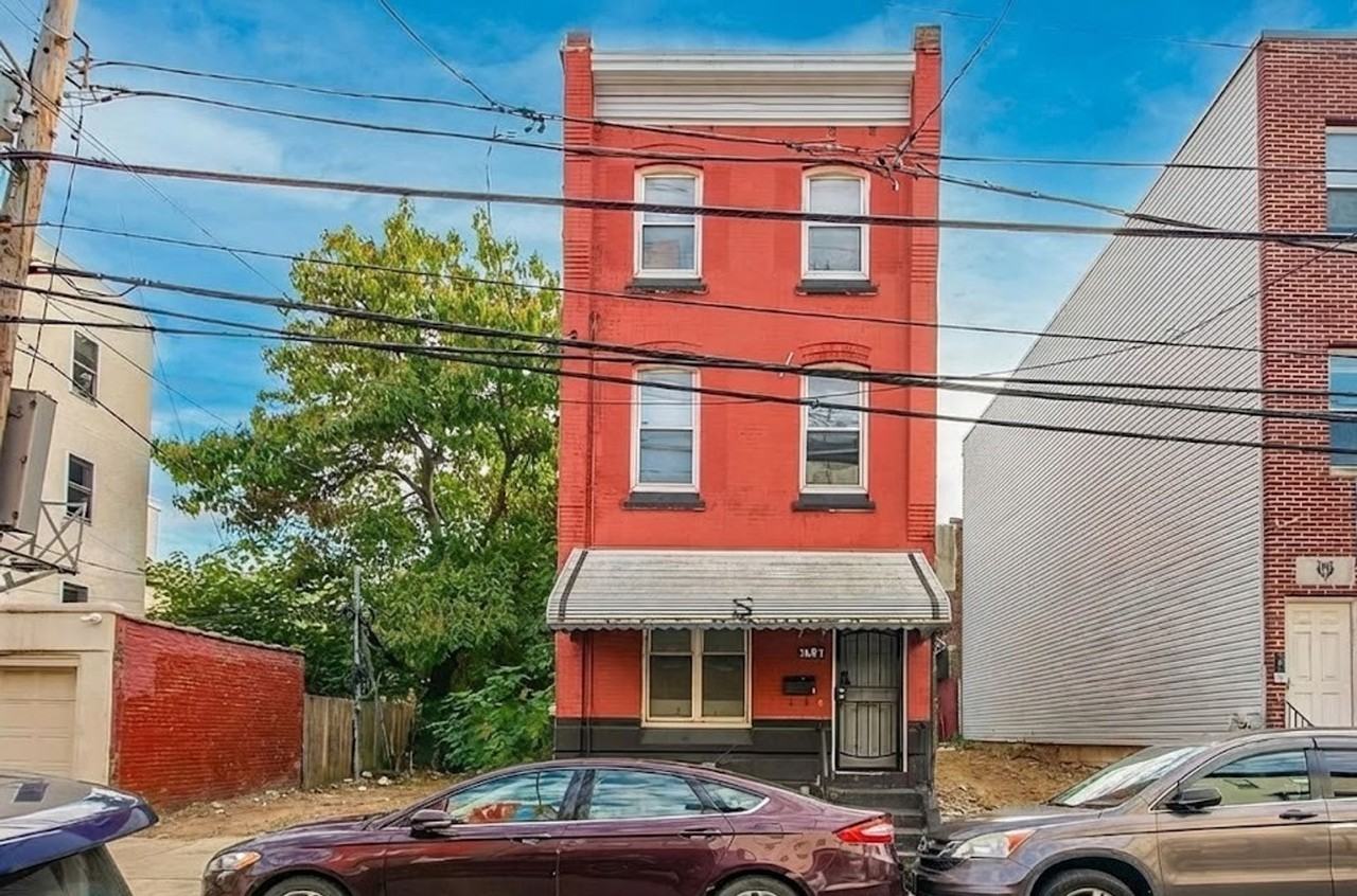 1604 W Montgomery Ave - Photo 2 of 23