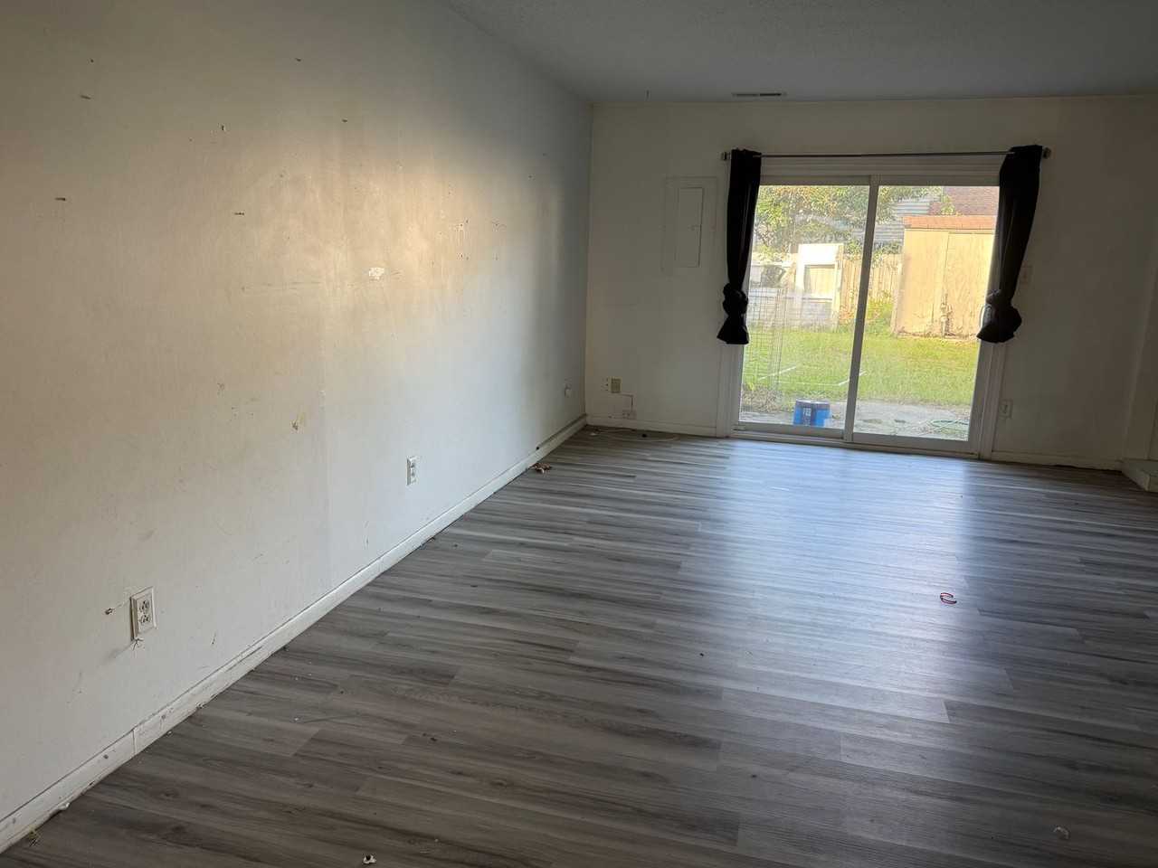 3775 Chimney Creek Dr - Photo 4 of 9