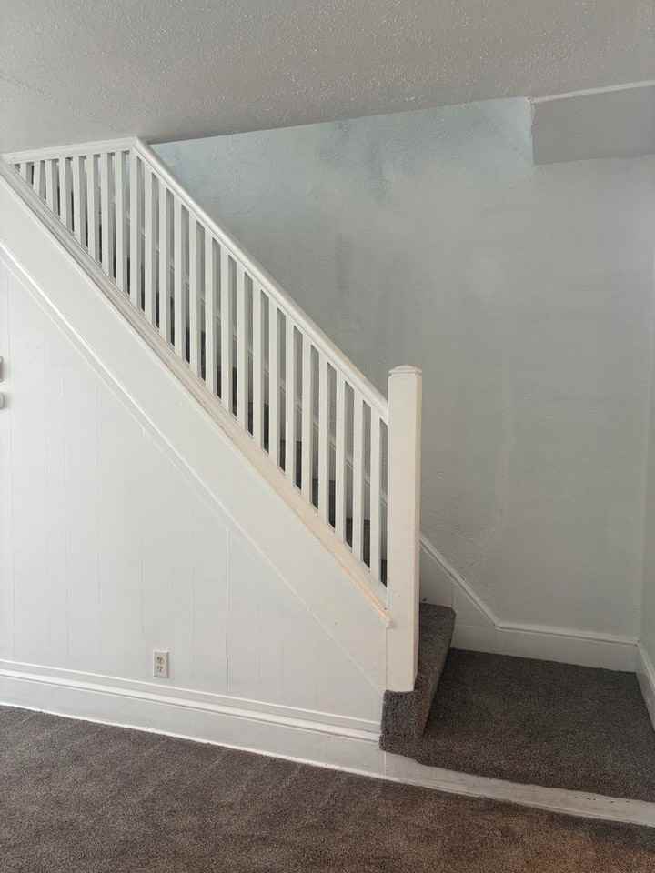 227 Park Pl - Photo 6 of 17