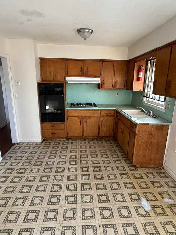 2921 Doyle Ave - Photo 2 of 8