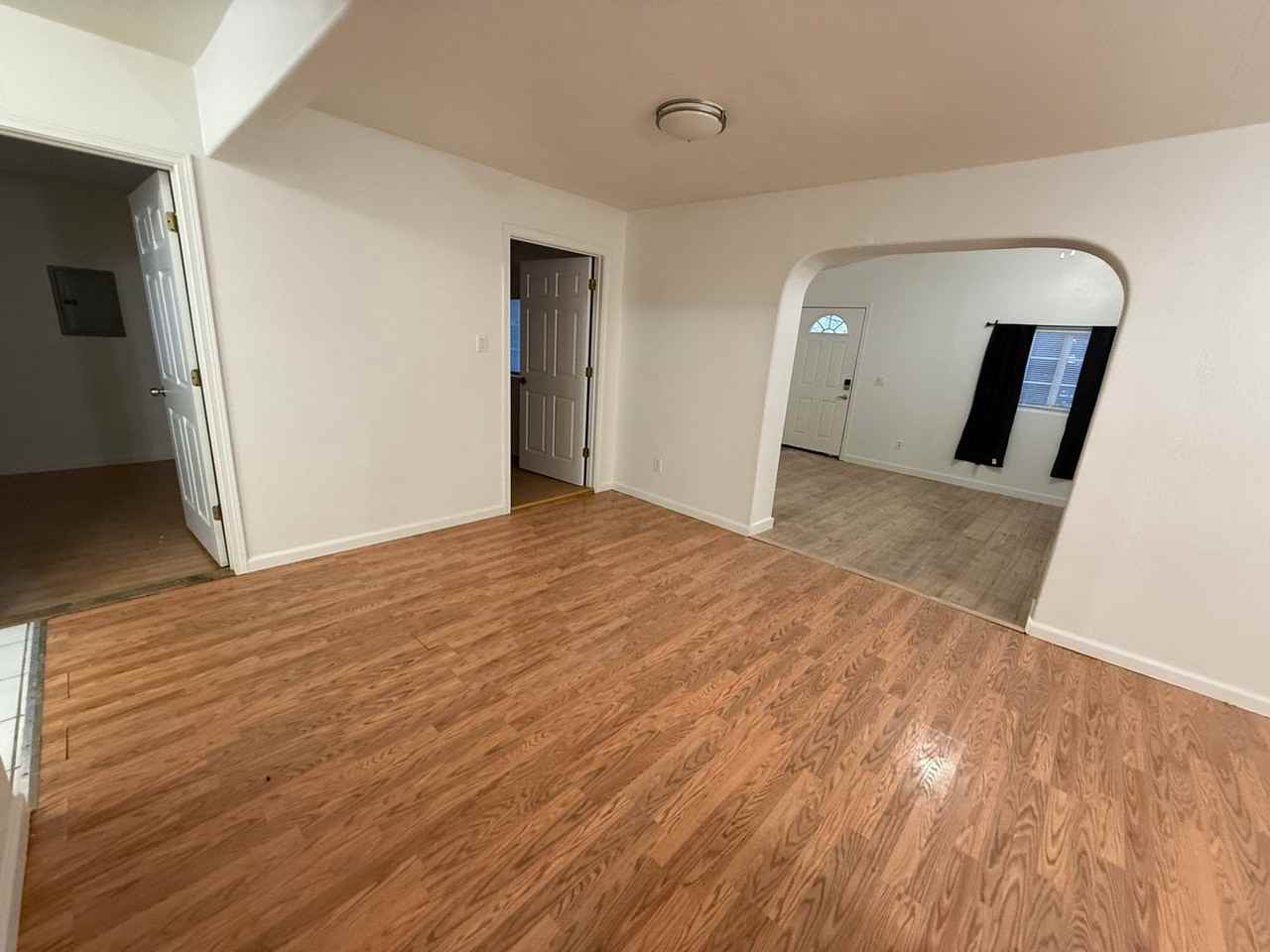 1337 Hyder St - Photo 4 of 12