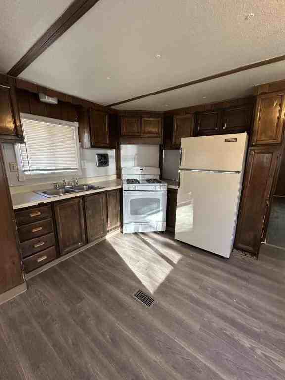 2190 Washington St Lot 3 - Photo 5 of 11