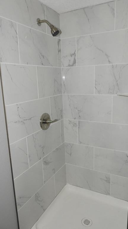 2222 S Arlington Ave - Photo 7 of 9