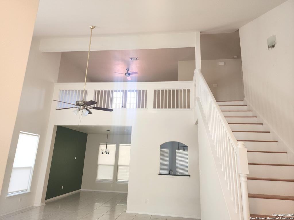 14911 Elkton Rd - Photo 3 of 8