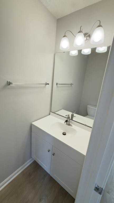 409 Garden Dr - Photo 4 of 37