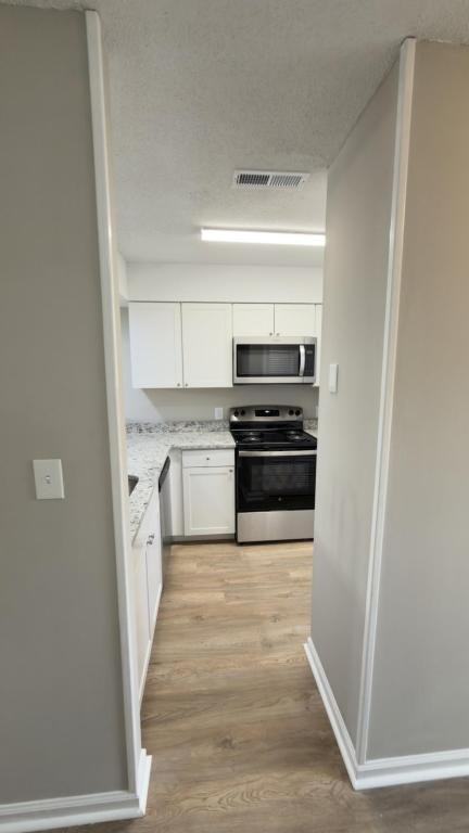 409 Garden Dr - Photo 7 of 37