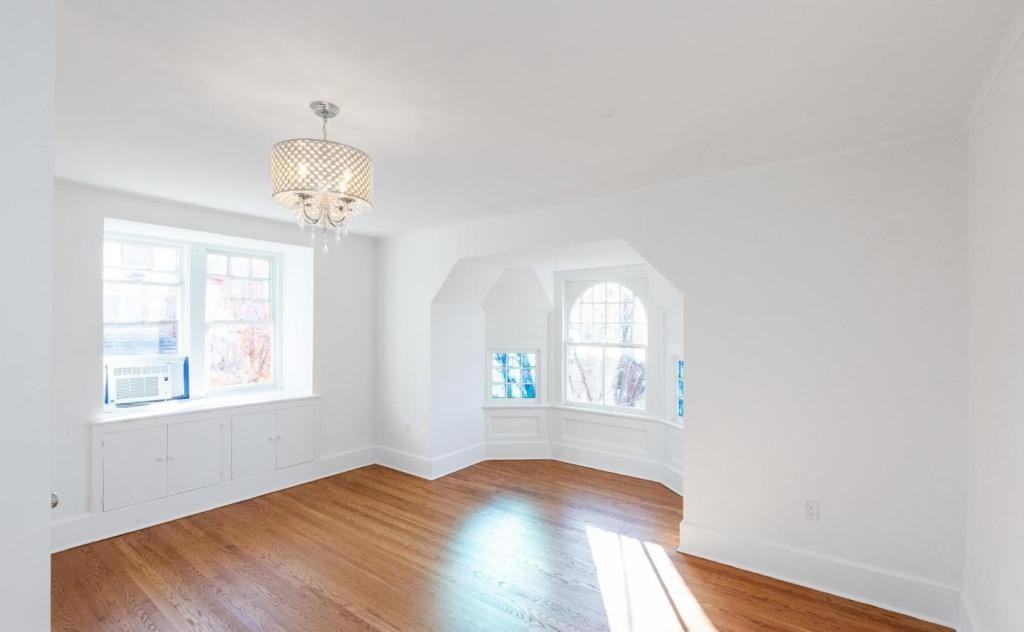 123 W Church St - Photo 3 of 17