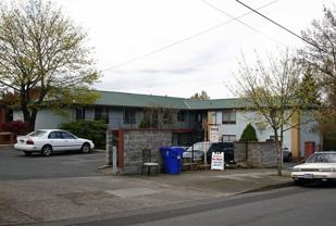 Ben Hi - Photo 1 of 1