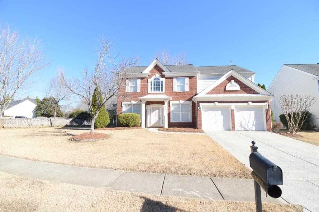 6827 Braddock Ln - Photo 2 of 33