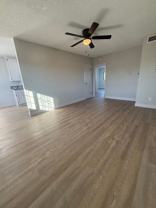 00080-1212 - Photo 1 of 1