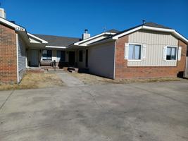 featured image of 1206 E Selma St