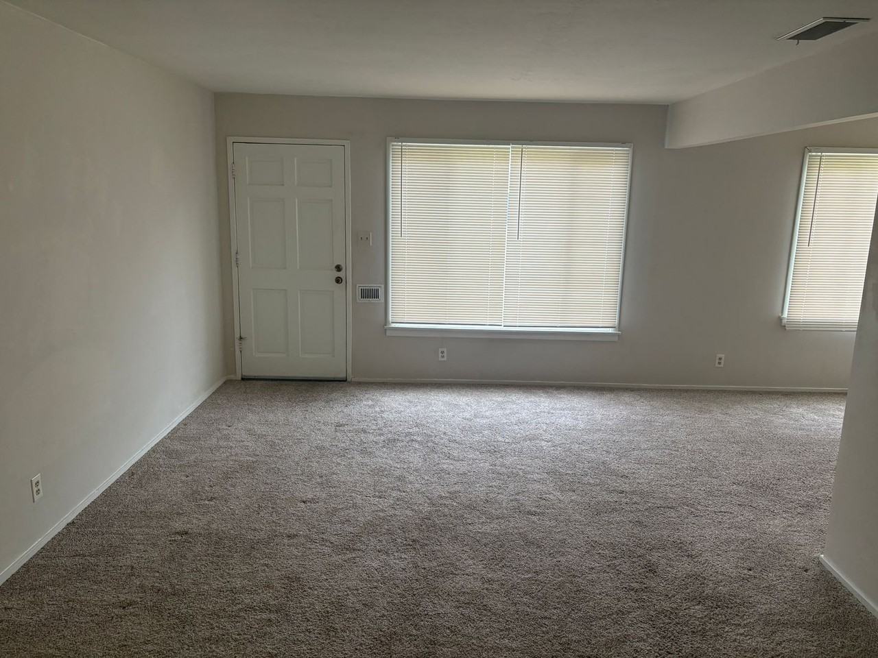 10 Northwood Dr - Photo 2 of 13