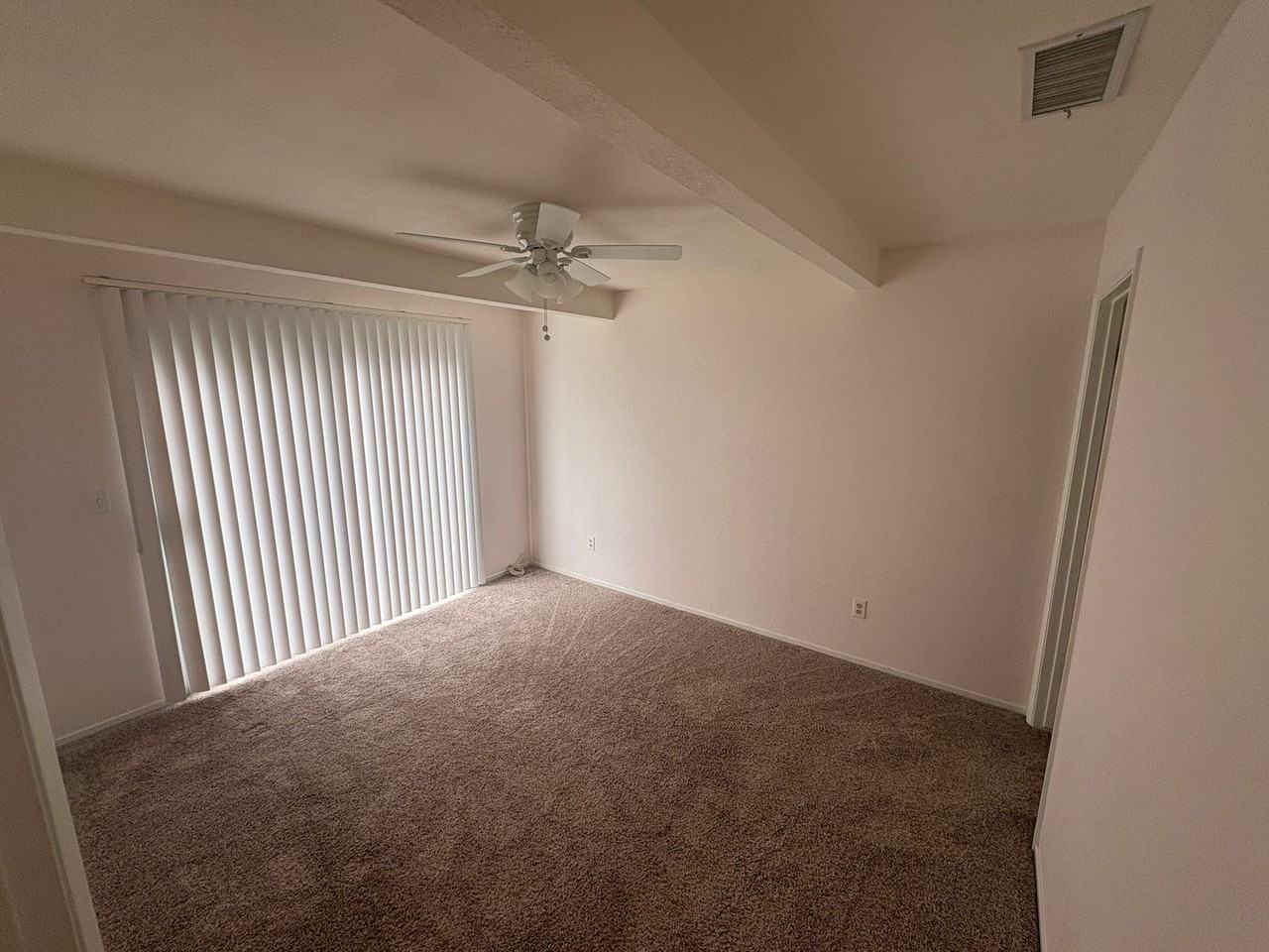 10 Northwood Dr - Photo 4 of 13