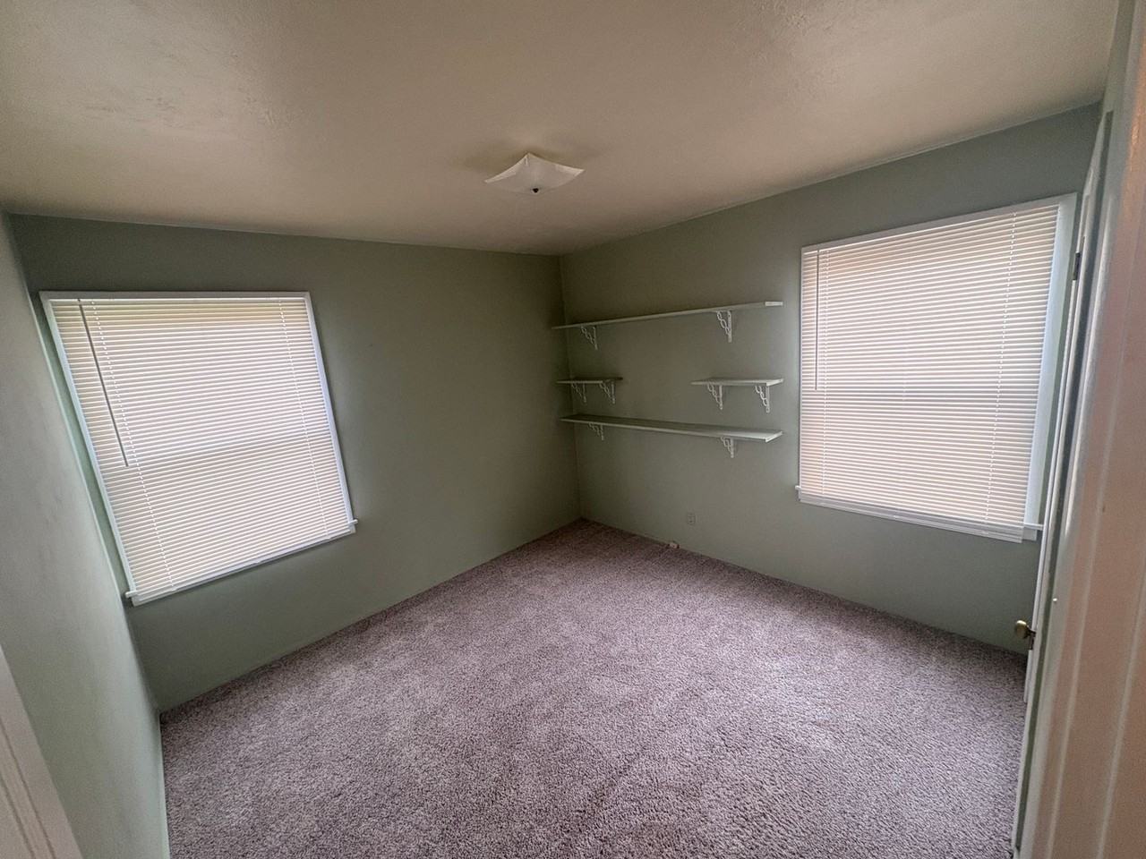 10 Northwood Dr - Photo 7 of 13