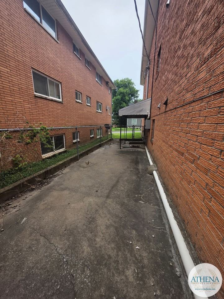 410 Marie - Photo 4 of 6