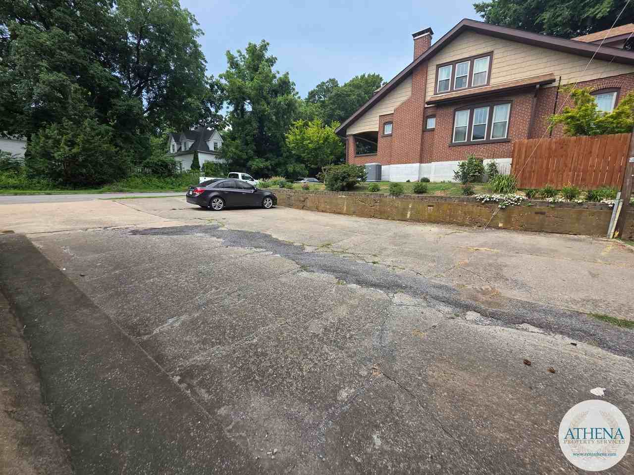 410 Marie - Photo 5 of 6