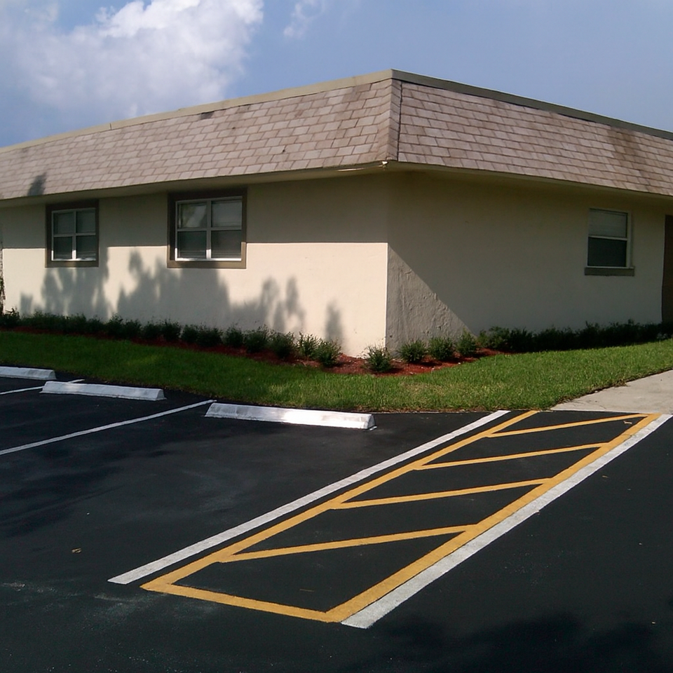 501 Banks Rd Margate, FL 33063 - Photo 5 of 10