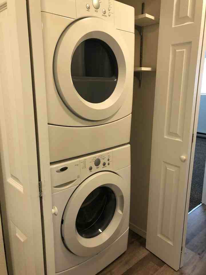 1234 W Lakeside Dr - Photo 5 of 12