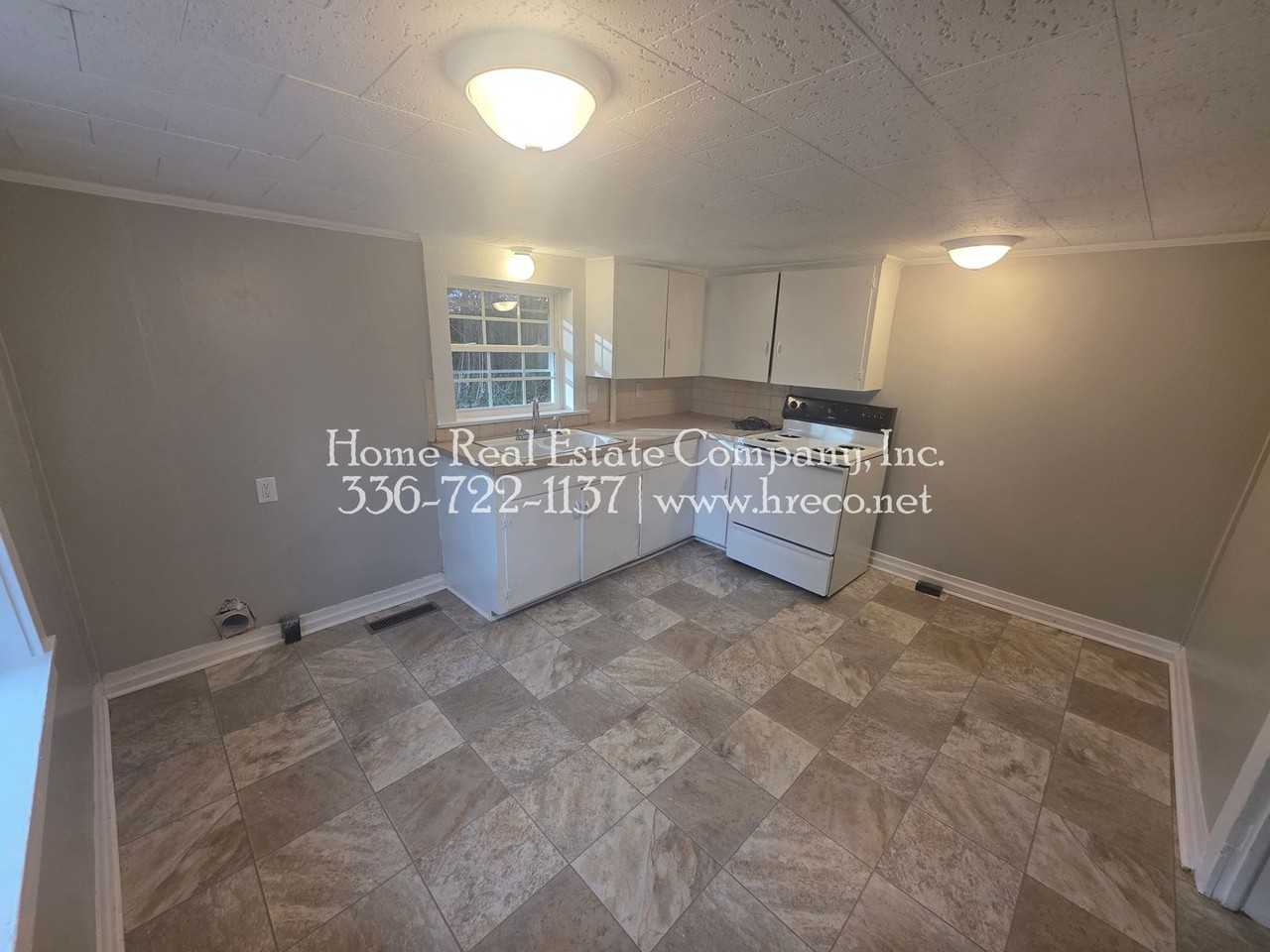 2350 Bethabara Rd - Photo 4 of 9