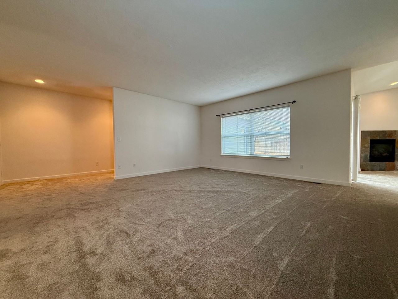 2911 Nw 22nd St - Photo 7 of 23