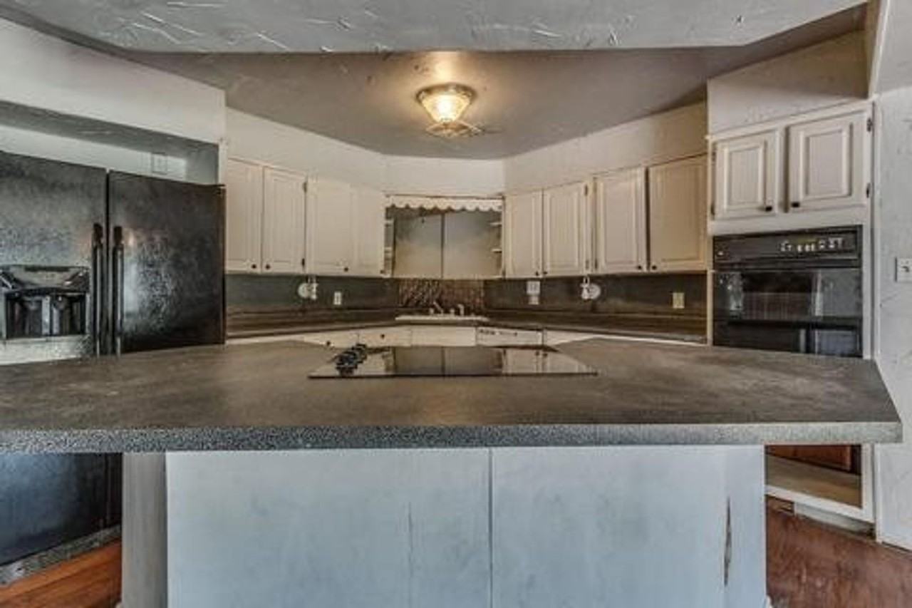 218 218 W Independence - 218 W - Photo 4 of 7