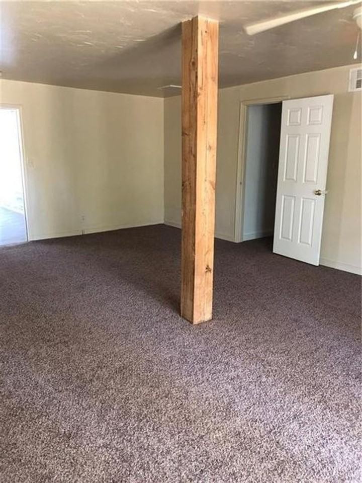 218 218 W Independence - 218 W - Photo 5 of 7