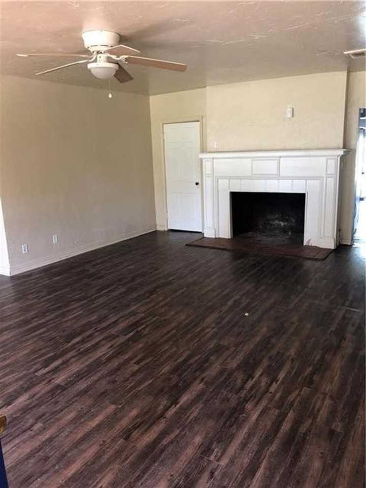 218 218 W Independence - 218 W - Photo 7 of 7