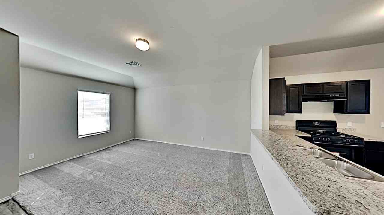 10505 Nw 19th St - Photo 6 of 17