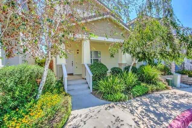 66 Orangewood Ct - Photo 2 of 7