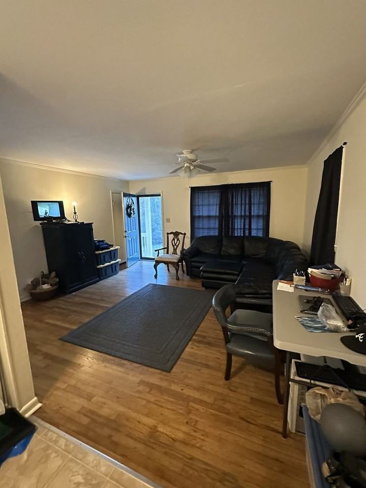 105 Cedar Dr - Photo 7 of 13