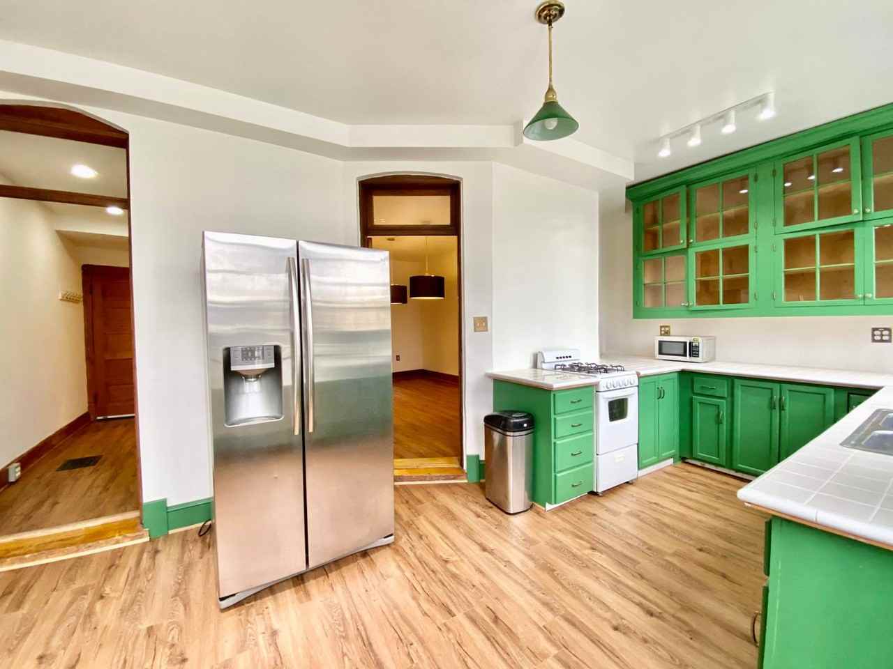 140 Bryant St Nw - Photo 4 of 34