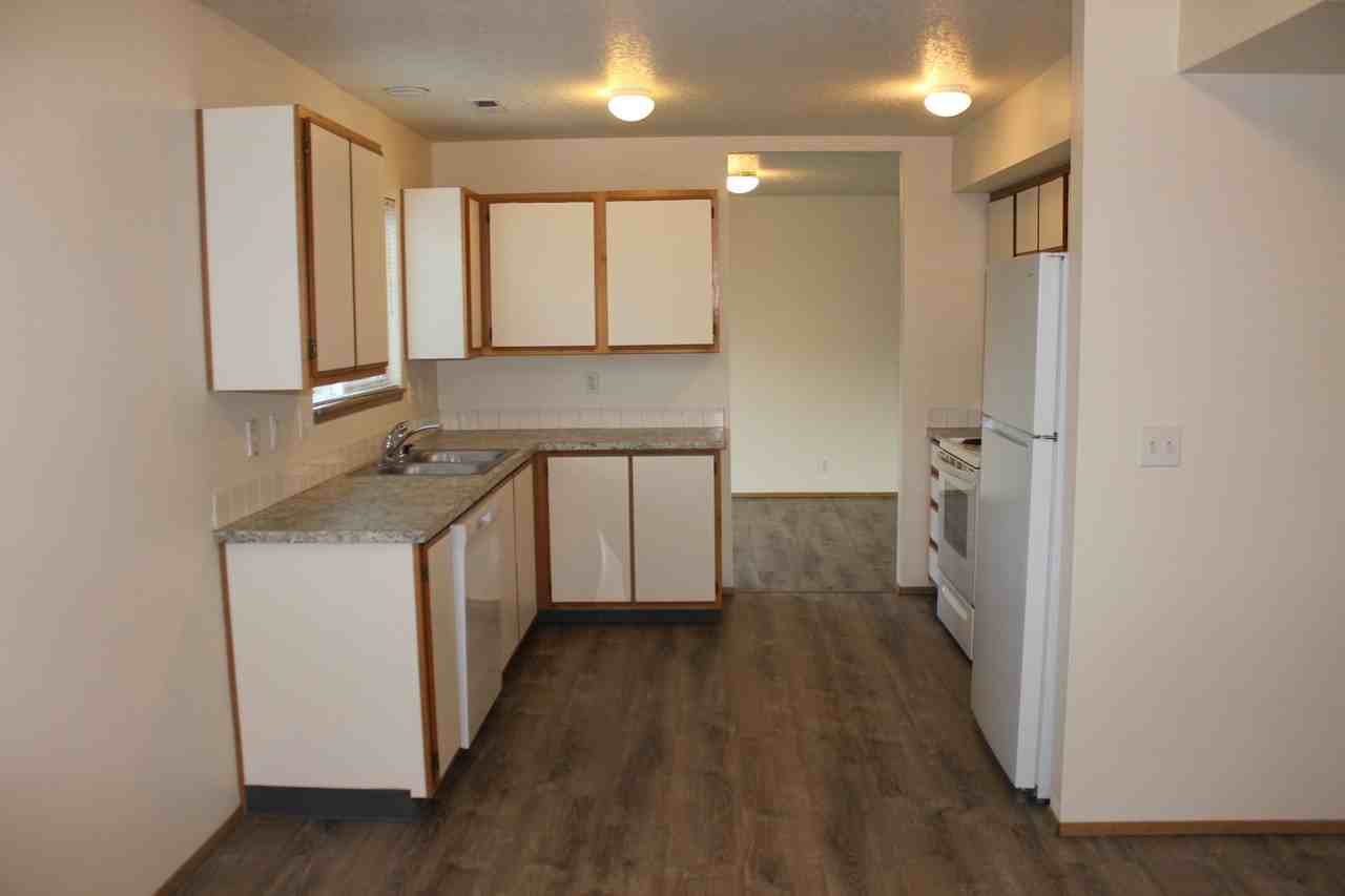 33052 Nw Meersburg St ##St. - Photo 6 of 16