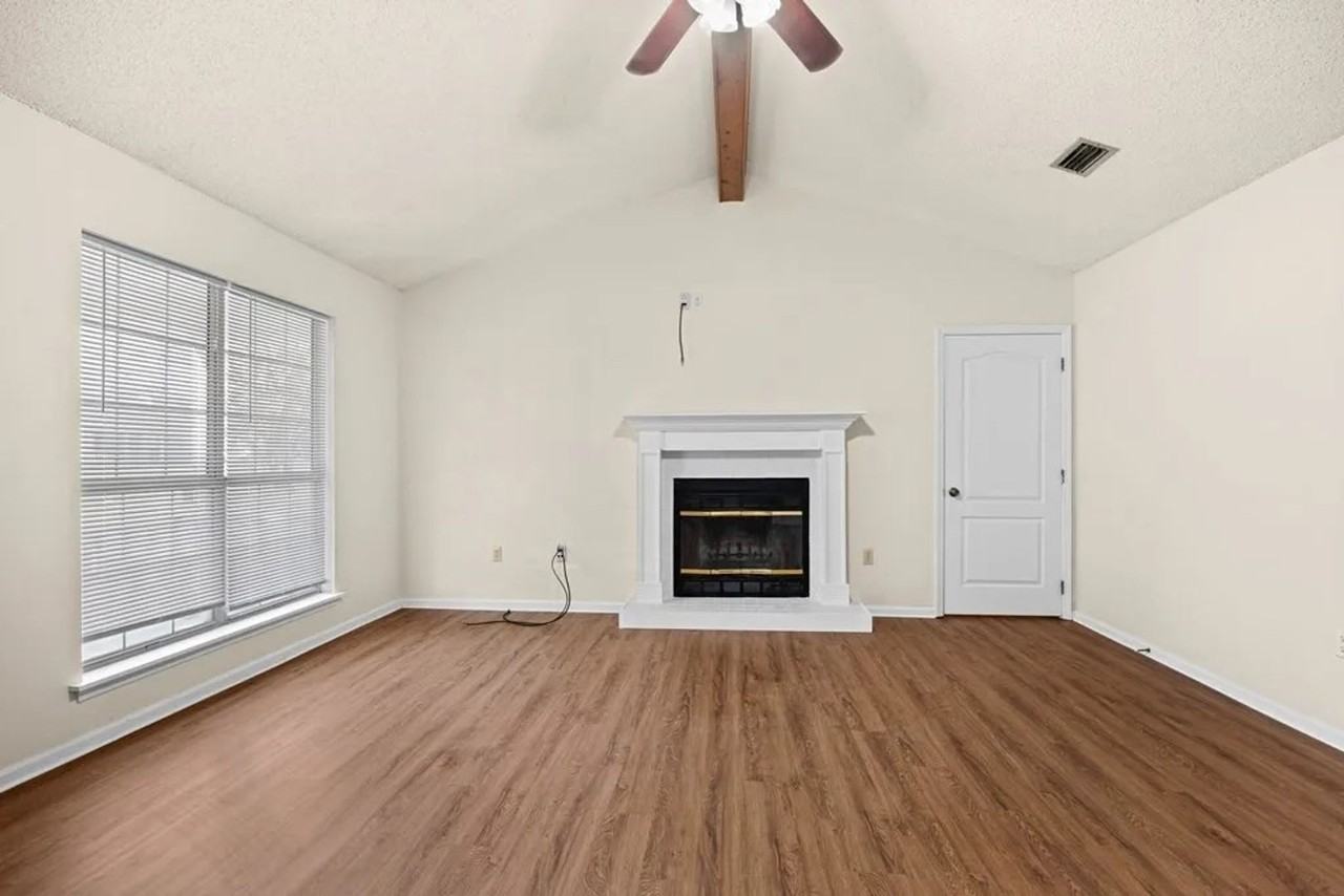 5210 Northridge Rd N - Photo 7 of 32