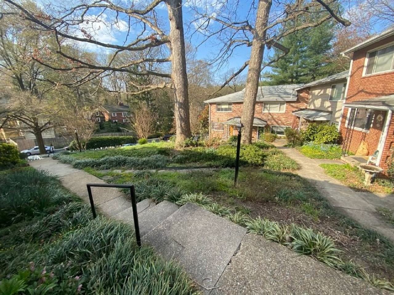 642 Kennebec Ave - Photo 5 of 25