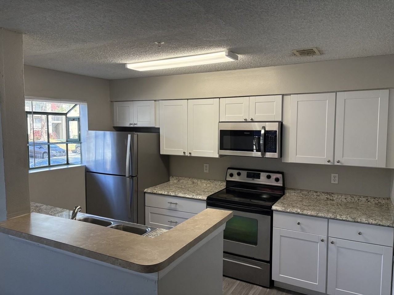 234 Afton Sq #107 - Photo 4 of 16