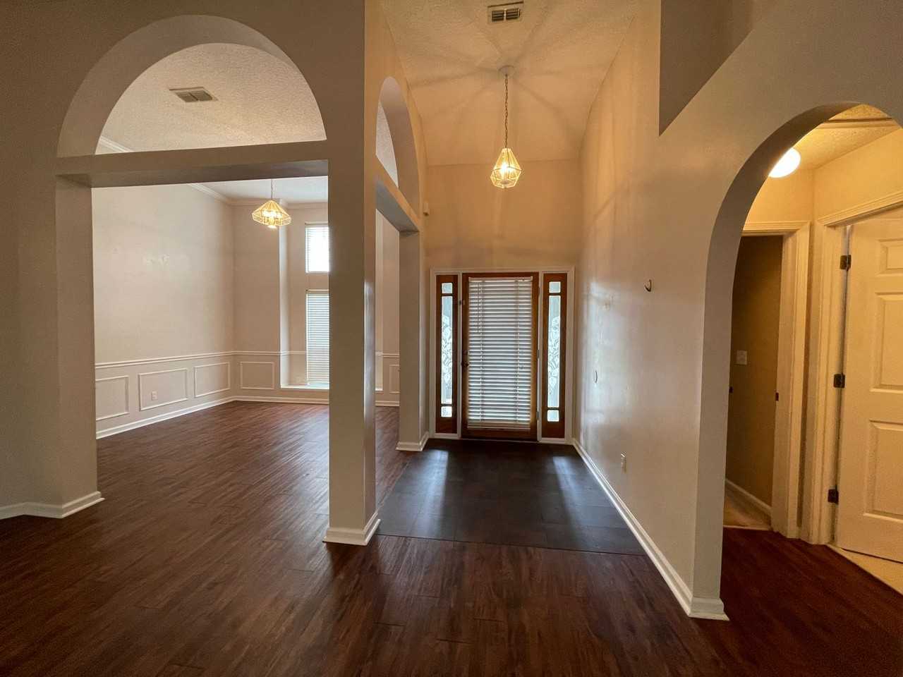 3032 Bluejack Ct - Photo 2 of 15