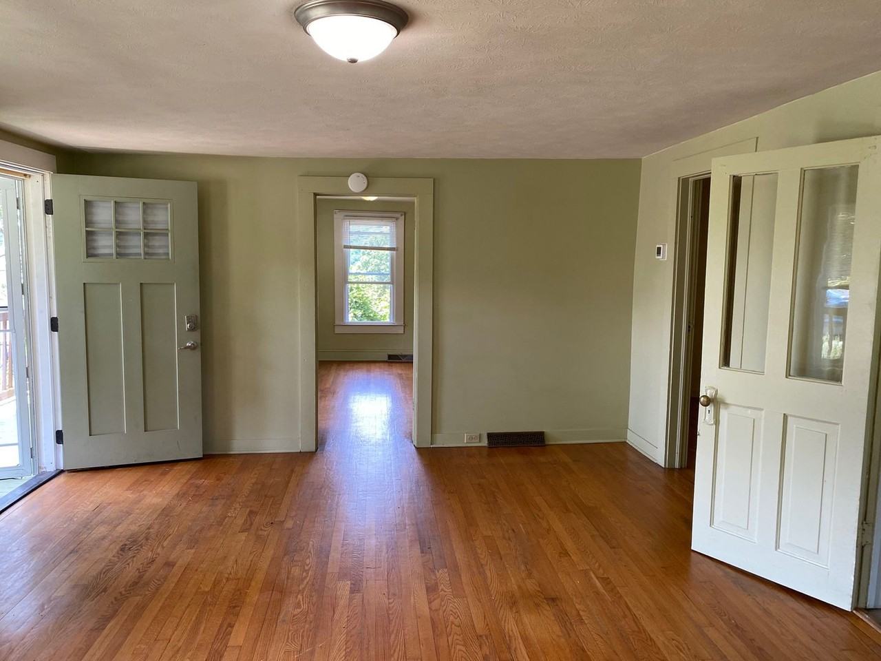 54 Chestnut Ridge Ave - Photo 5 of 40